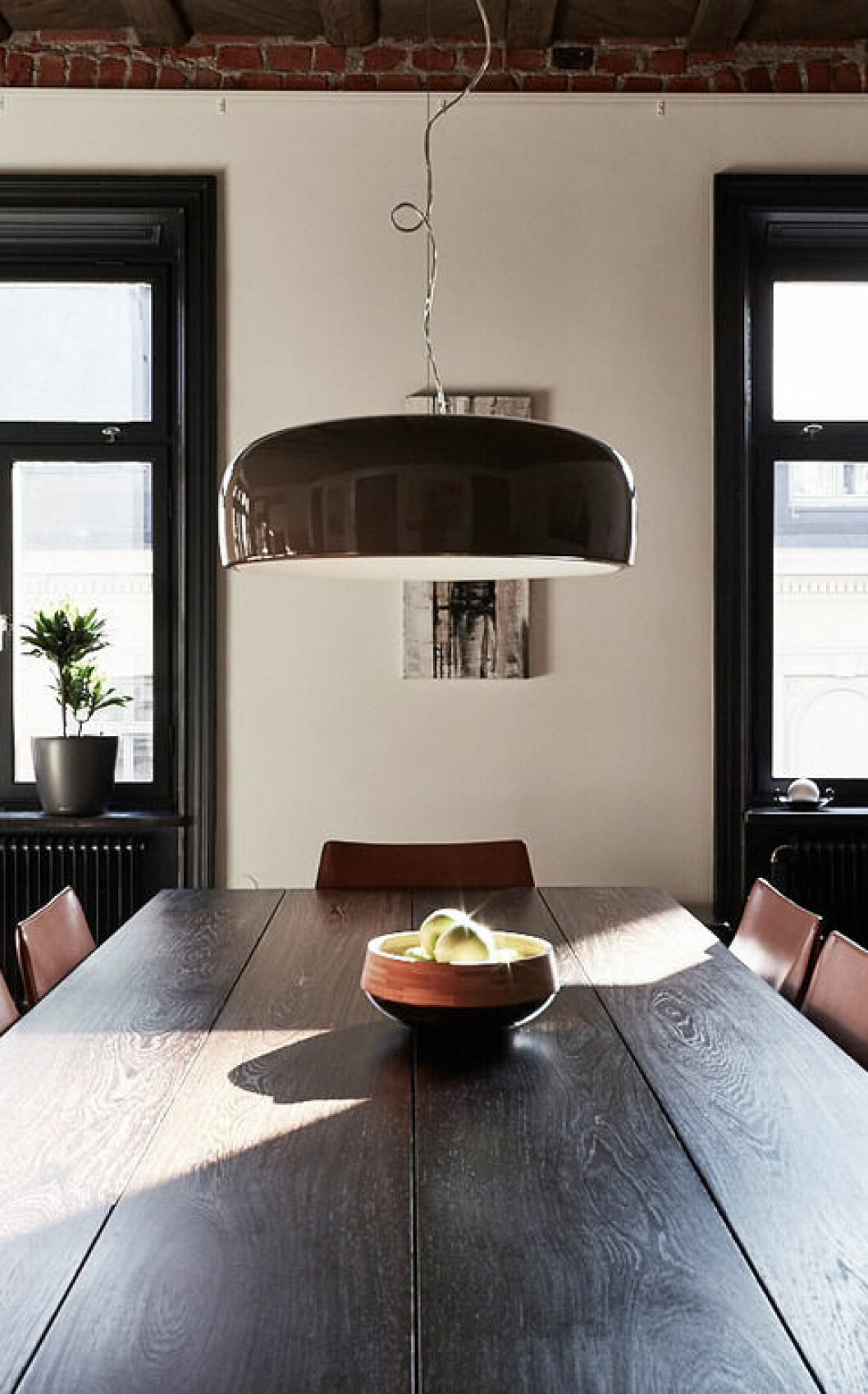 Via: <a href="http://www.remodelista.com/posts/5-favorites-Tiny-Kitchen-Roundup" target="_blank">Remodelista</a> 01. compact-kok