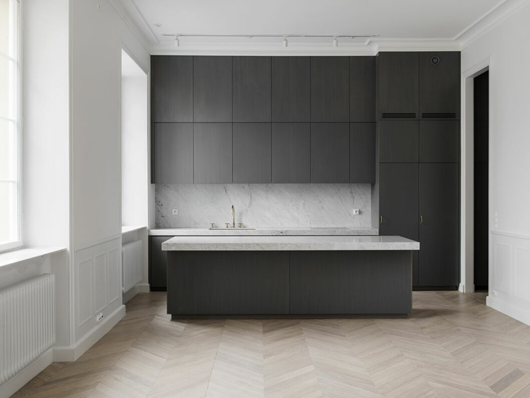 Foto och styling: <a href="https://www.instagram.com/henriknero/" target="_blank" rel="noopener">Henrik Nero</a> för <a href="https://www.instagram.com/ekenstam_fastighetsmaklare/" target="_blank" rel="noopener">Ekenstam</a>/mäklare: Daniel Levin