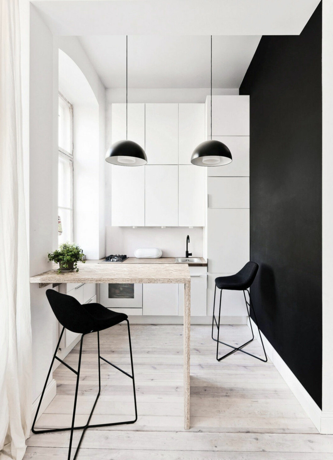 Via: <a href="http://worldes.net/dizayn-interier/proekt-29-square-meters-ot-3xa.html" target="_blank" rel="noopener">Worldes</a> 10. compact-kitchen