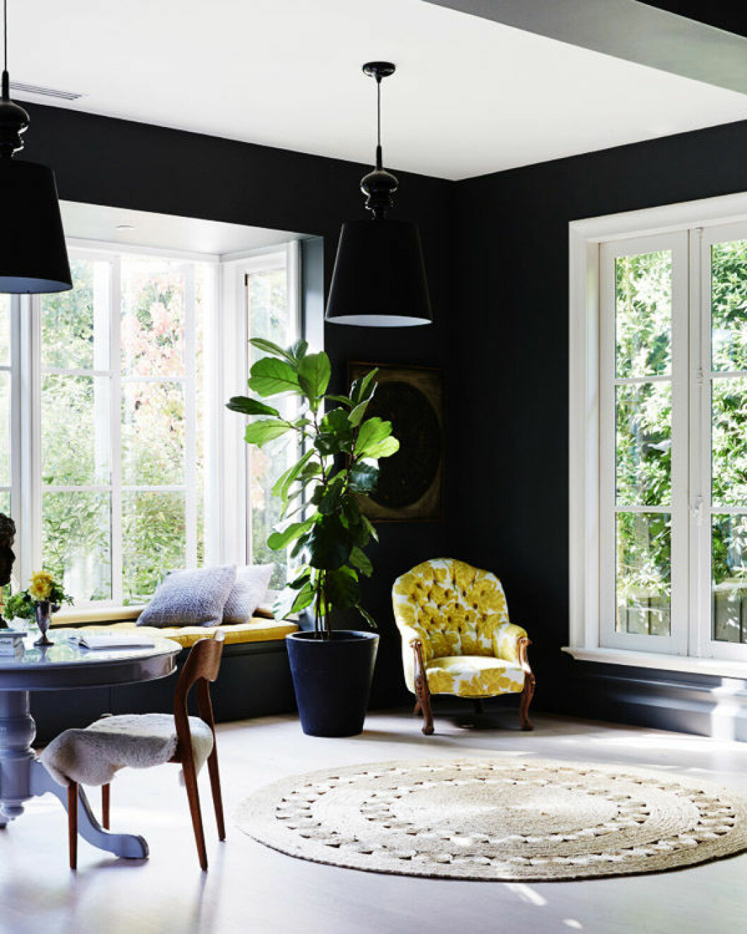 Via: <a href="https://costellodecorating.files.wordpress.com/2014/05/fionarichardson-herocorner.jpg" target="_blank" rel="noopener">Costello Decorating</a> 11. plants