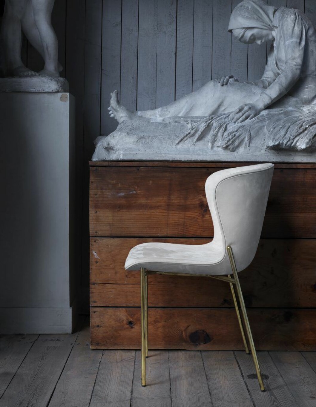 Via: <a href="https://www.brabbu.com/en/inspiration-and-ideas/moodboard/winter-color-2016-home-interior-design" target="_blank" rel="noopener">Brabbu</a> 15. hall