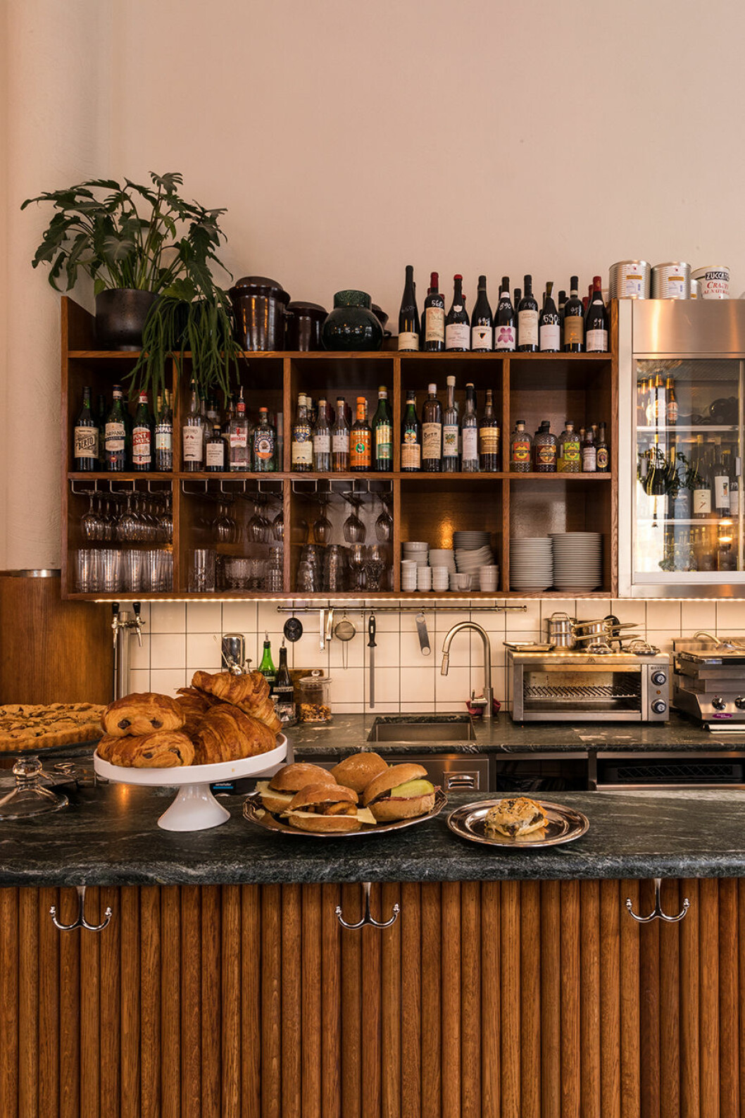 schmaltz bar