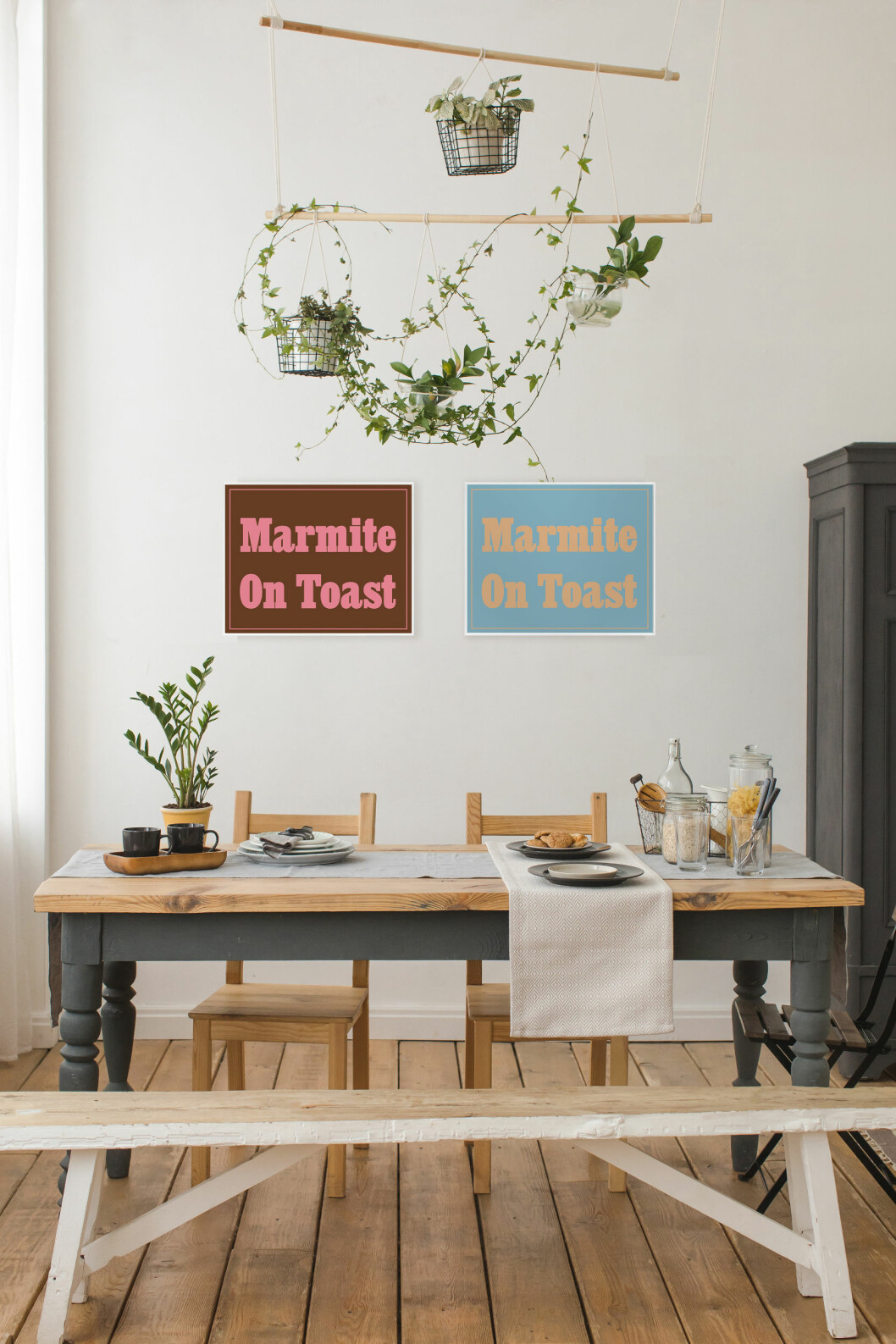Konstverk, Marmite on Toast II och II, limiterad upplaga om 25, av Jeremy Deller, 70x50 cm, pris utan ram 3 200 kr, pris med ram 4 399 kr, Absolut Art. Foto: Demkat Konstverk, Marmite on Toast II och II, limiterad upplaga om 25, av Jeremy Deller, 70x50 cm, pris utan ram 3 200 kr, pris med ram 4 399 kr, Absolut Art. Foto: Demkat