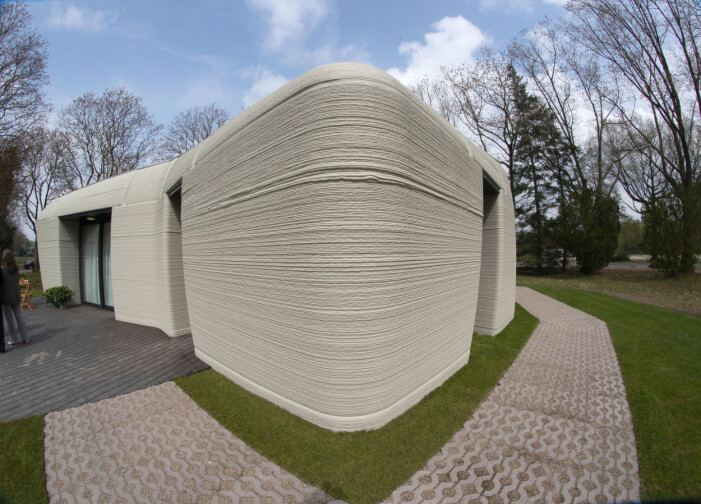 Detaljstudie på exteriörens häpnadsväckande textur. 3D-printat hus i Eindhoven