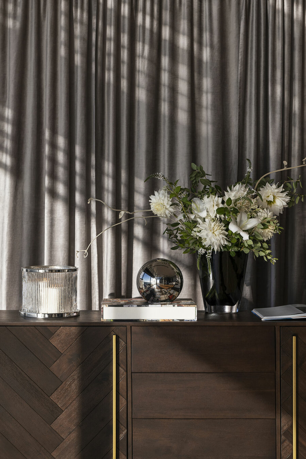 H&M Home Classic Collection. classic collection blommor ljus