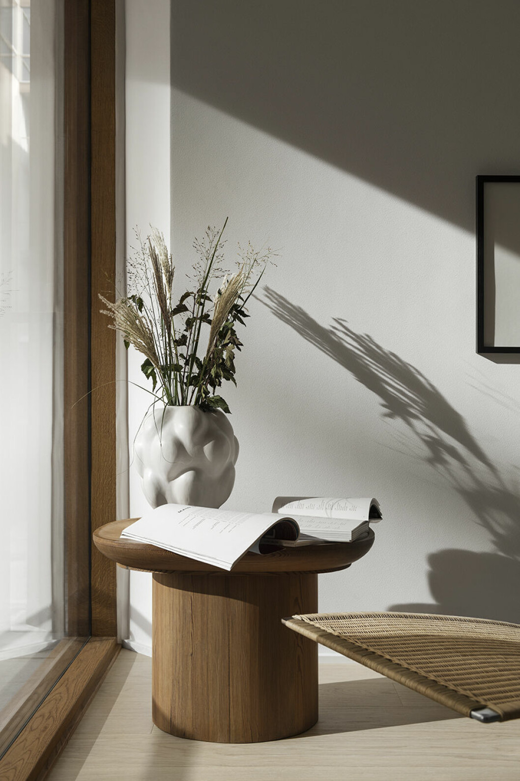 Bord <em>Utö</em> av Axel Einar Hjorth, vas från Dusty deco.