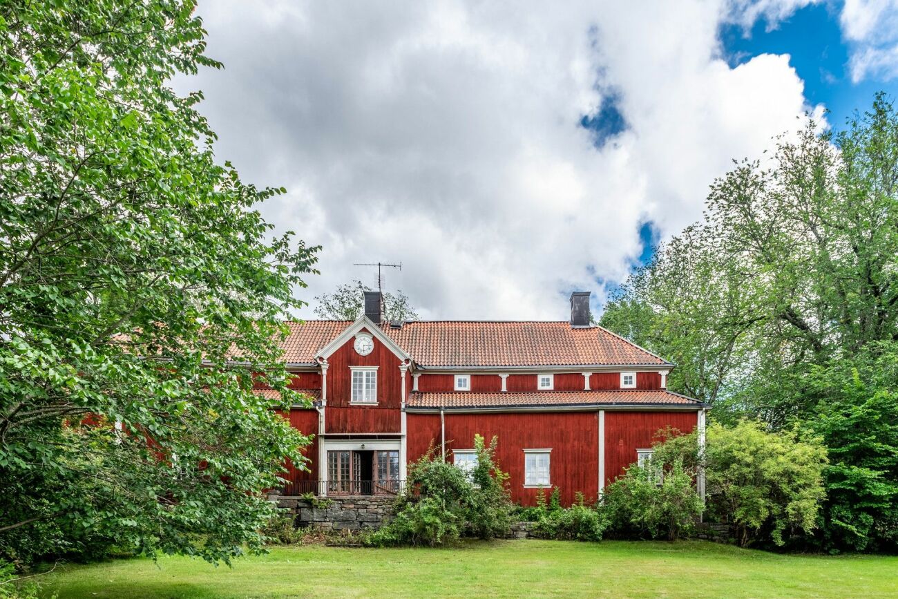 Herrgård i karolinsk stil i Borgvik Värmland till salu