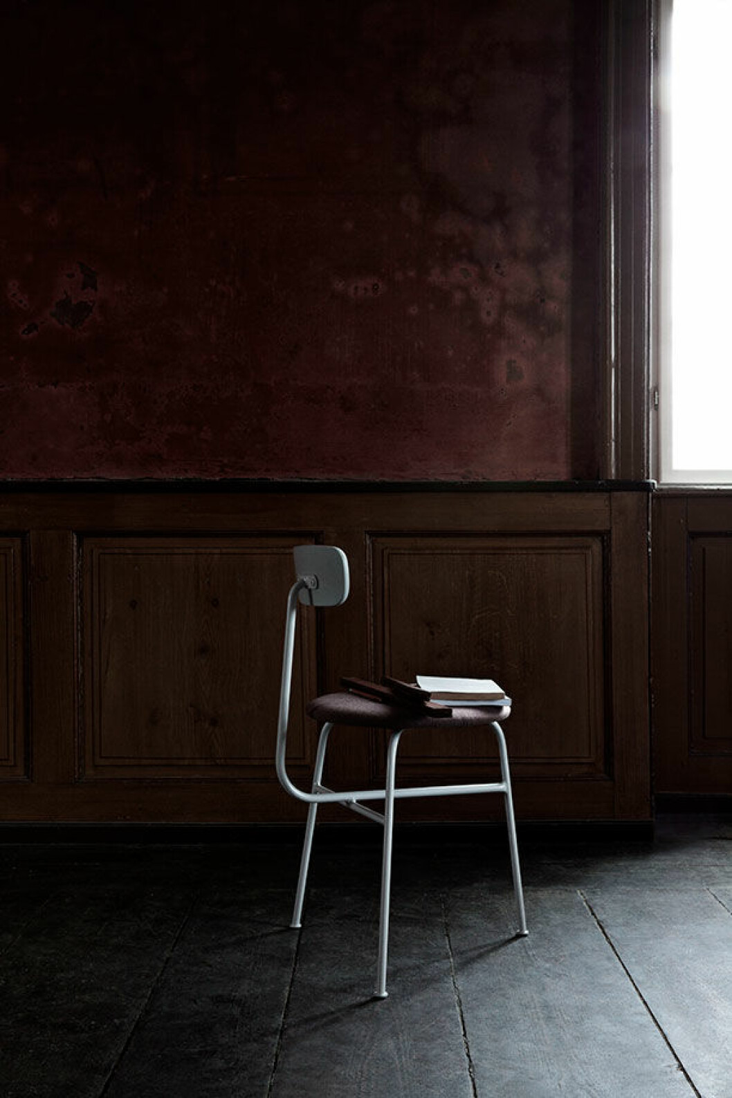 Afteroom-Chair-for-MENU_10