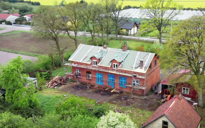 Den 117 år gamla skolan i Billesholm i Skåne är redo för ett välbehövt lyft. Avsnitt fyra av Husdrömmar säsong åtta