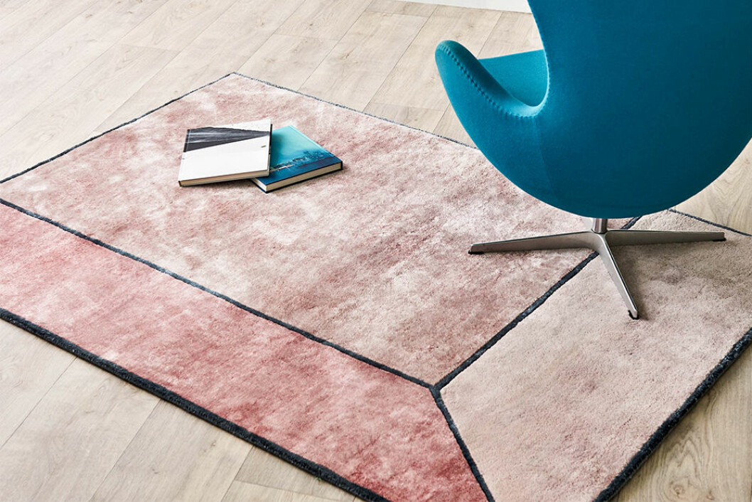 Danska Rug Solid gör mattor av bambusilke, återvunnet bomull och återvunna PET-flaskor. matta av bambusilke och återvunnet bomull från rug solid