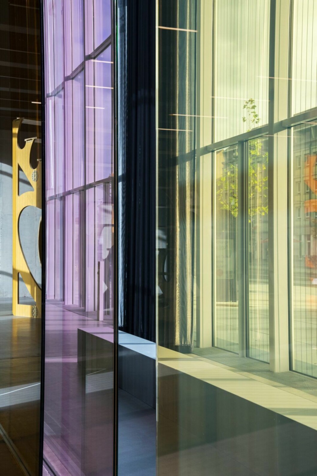 Meisterhäuser i Dessau, foto Melissa Hegge. Nya Bauhausmuseet i Dessau. Foto Melissa Hegge.
