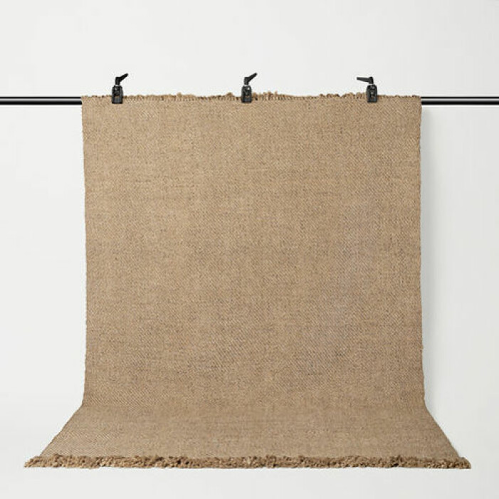 Beige matta i naturfärg från Åhléns
