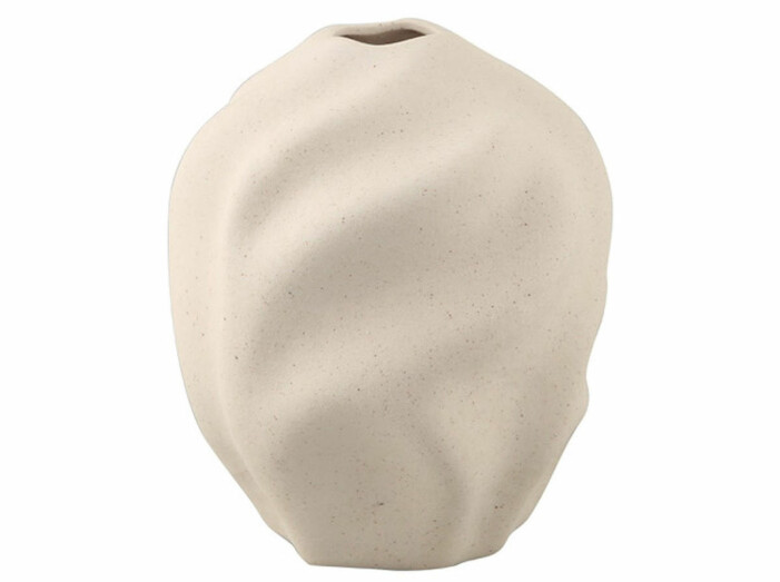 beige vas cooee