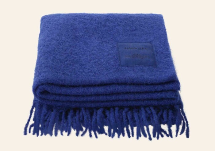 PW Alpaca blanket cobolt blue. PW Alpaca blanket cobolt blue.