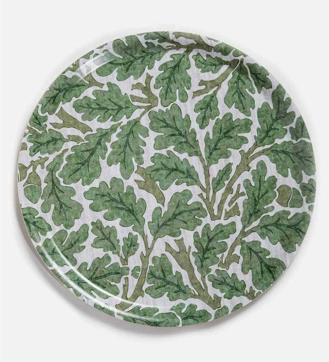 Rund bricka med mönster från William Morris & Co