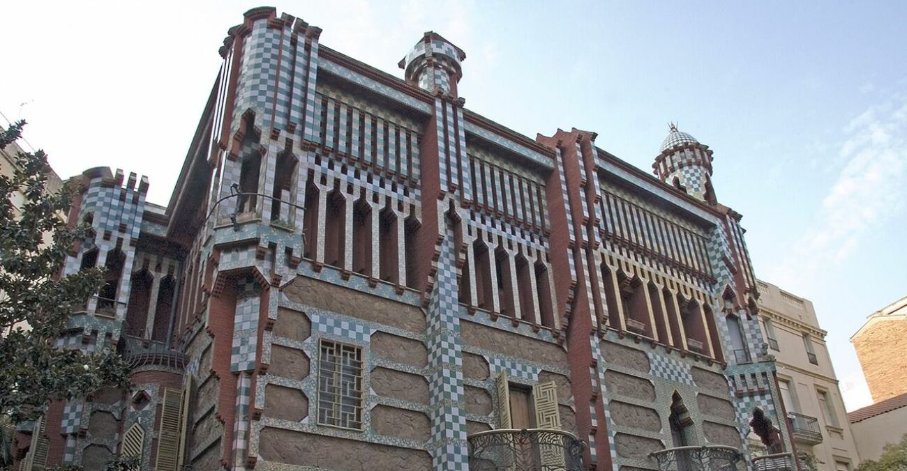 Byggnader ritade av Gaudí, en av världens mest kända arkitekter.