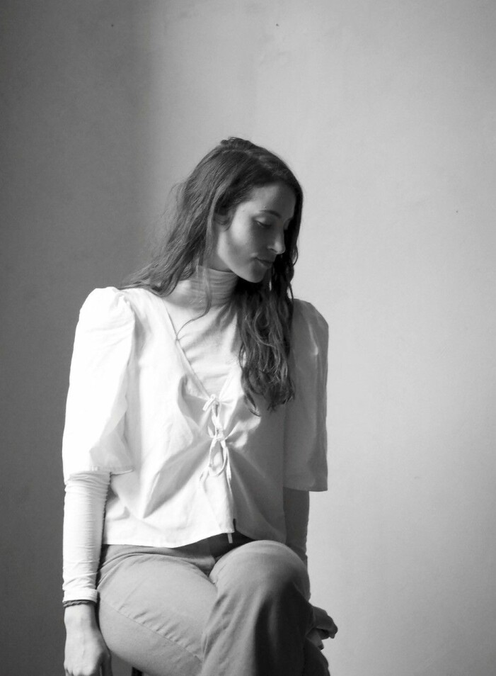 Cassandra Bradfield är huvuddesigner på Frama och designar allt från möbler till restauranger. Cassandra Bradfield porträtt