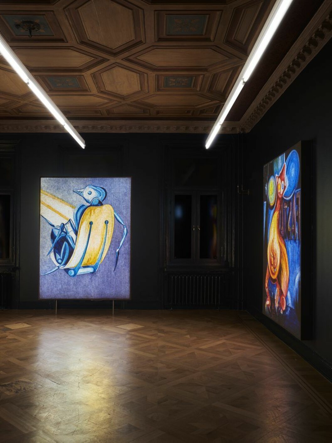 ”Guillermo Santamarina” till vänster, ”Cinema painting big bear” till höger, Ulf Rollof.<br>Foto: Magnus Mårding. "Guillermo Santamarina" till vänster, Ulf Rollof. Foto: Magnus Mårding.