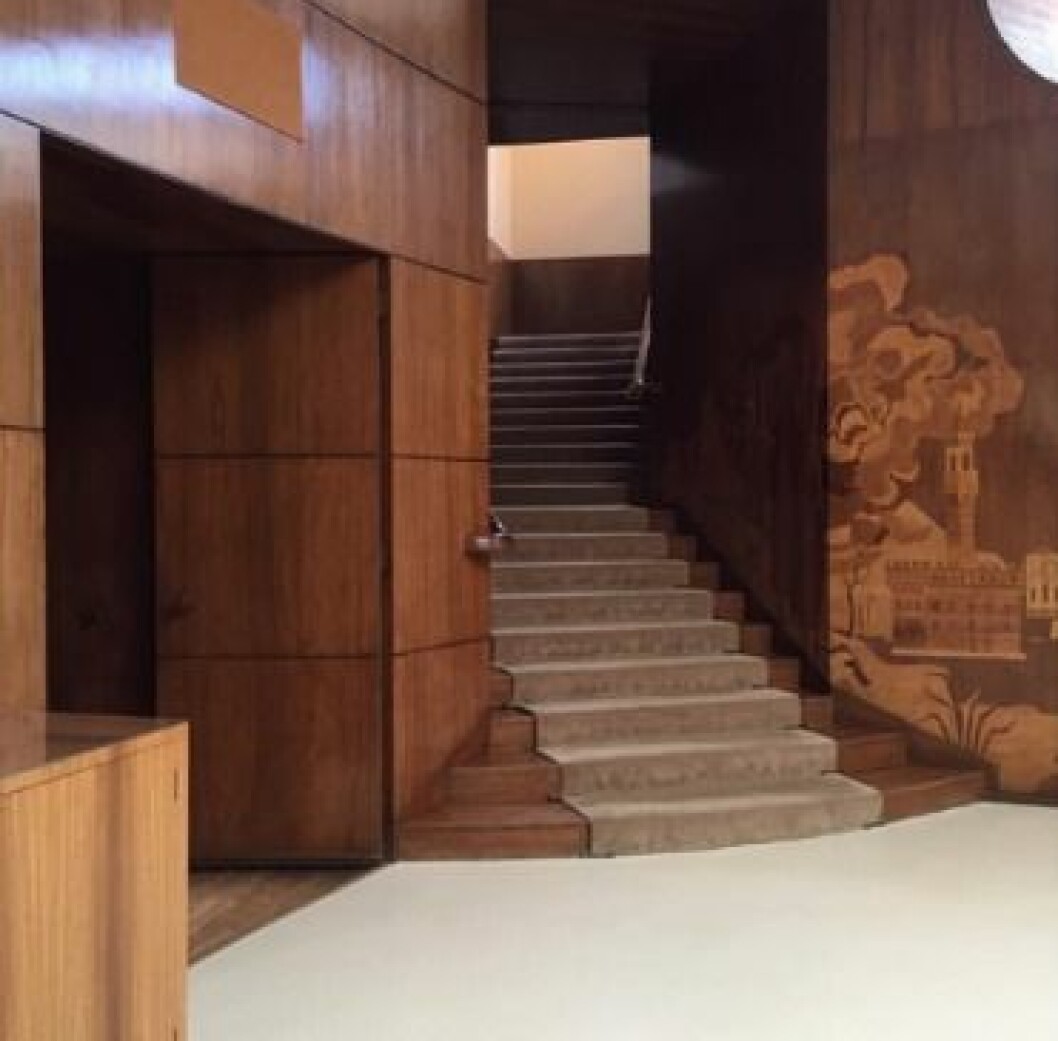 Kan inte låta bli att lägga upp ännu en bild från Eltham Palace. Inte minst för att det var en fantastisk plats, men även för att jag jobbar hårt för att få till den här typen av bilder. Kan inte låta bli att lägga upp ännu en bild från Eltham Palace. Inte minst för att det var en fantastisk plats, men även för att jag jobbar hårt för att få till den här typen av bilder.
