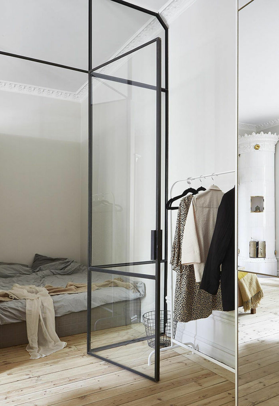Glasväggar är ett bra val för compact living