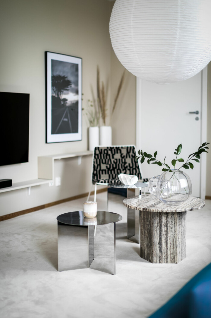 Foto: Henrik Nero designmöbler och up-cyclade möbler i 20–30:s delningslägenhet i solna
