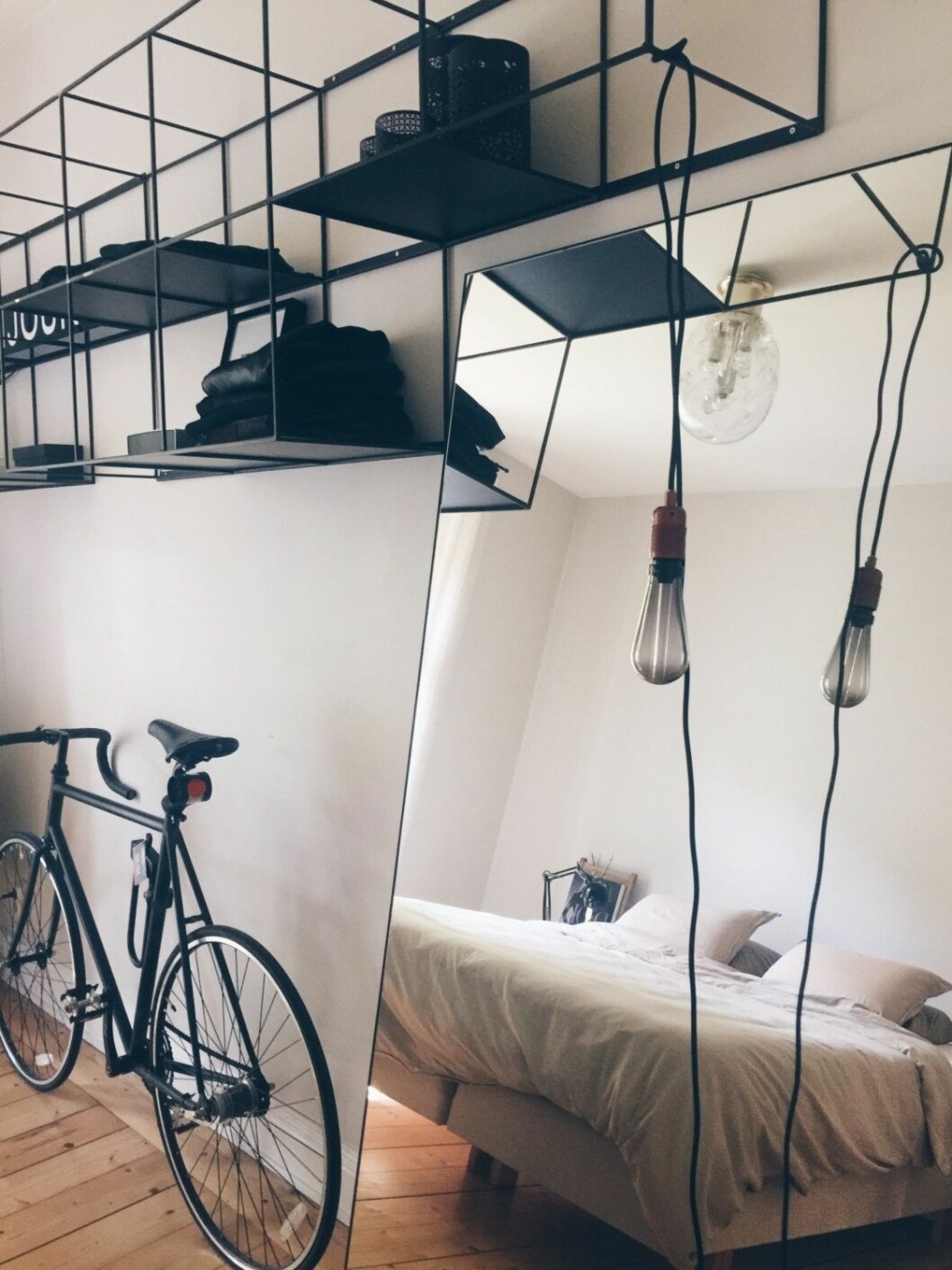 Farmors lampa sitter nu i Michelles sovrum. Foto: Privat.