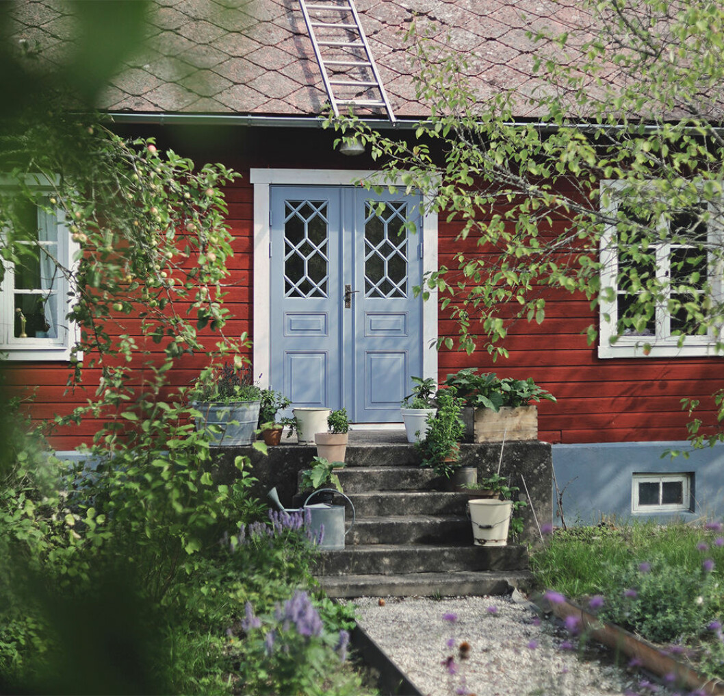 Foto & Styling: <a href="https://www.instagram.com/emmasundh/?hl=sv" target="_blank" rel="noopener">Emma Sundh</a> Emma Sundhs torp på Gotland
