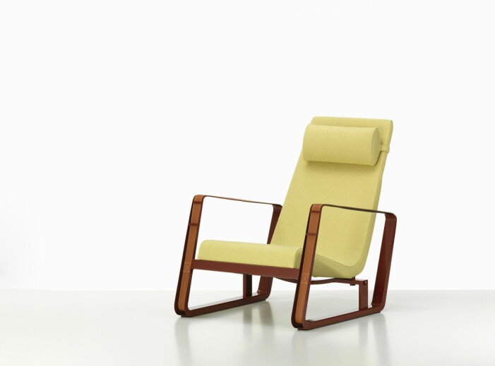Fåtöljen Cité som Vitra släpper i ny kanariegul kulör med röd bas. Fåtöljen Cité som Vitra släpper i ny kanariegul kulör med röd bas.