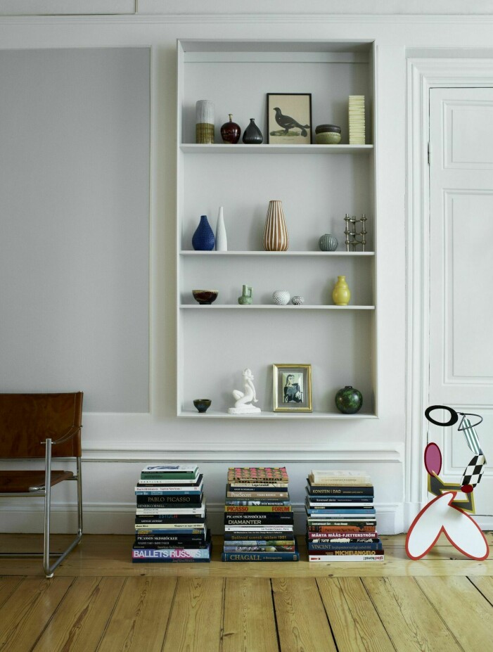 Foto: Patric Johansson. Styling: Myrica Bergquist. Syns i: <a target="_blank" href="https://www.residencemagazine.se/hemma-hos/hemma-hos-sigge-billgren/7900477">"Kika in hemma hos loppisfyndaren Sigge Billgren"</a>. Förvara böcker