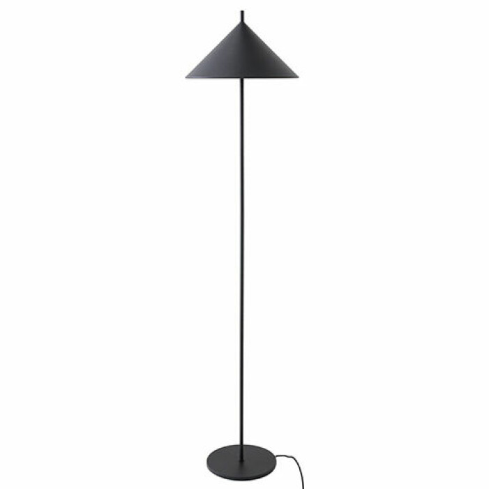 golvlampa tringle från hkliving