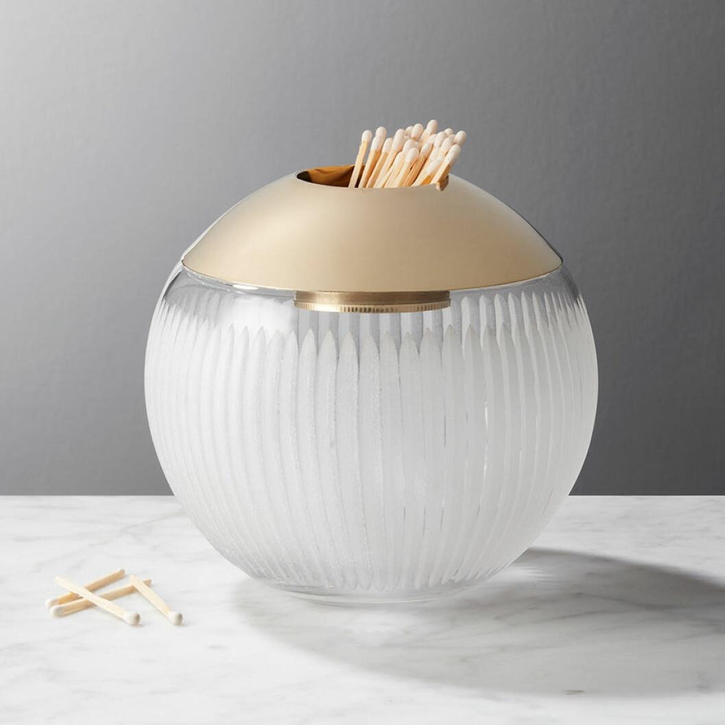 Goop CB2 designsamarbete vas