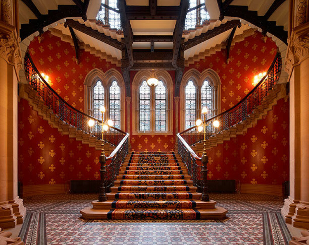 St Pancras renaissance hotel har varit inspelningsplats till Harry Potter. Grand-StaircaseSt Pancras renaissance