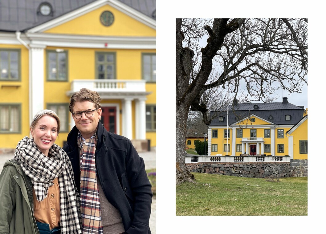 Erika Åberg och Rickard Thunér framför Skebobruks herrgård. Erika Åberg och Rickard Thunér framför Skebobruks herrgård.