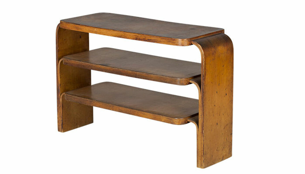 Hylla-av-Alvar-Aalto