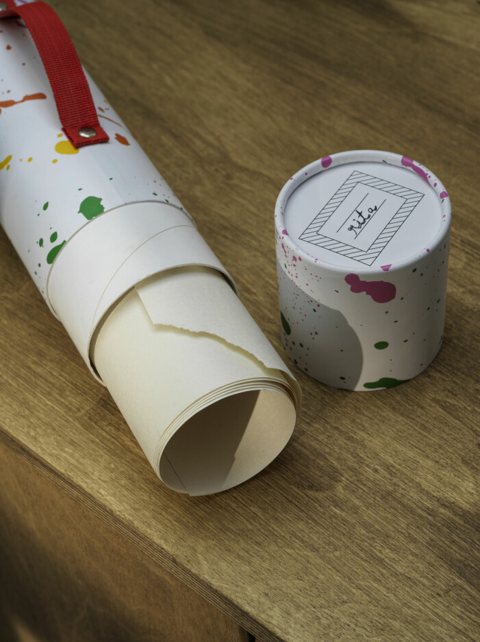 Självklart ska teckningarna förvaras med stil! Serien <span class=" italic" data-lab-italic_desktop="italic">Måla</span> erbjuder även uppiggande teckningsförvaring. Måla teckningsförvaring, Ikea höstnyheter 2021