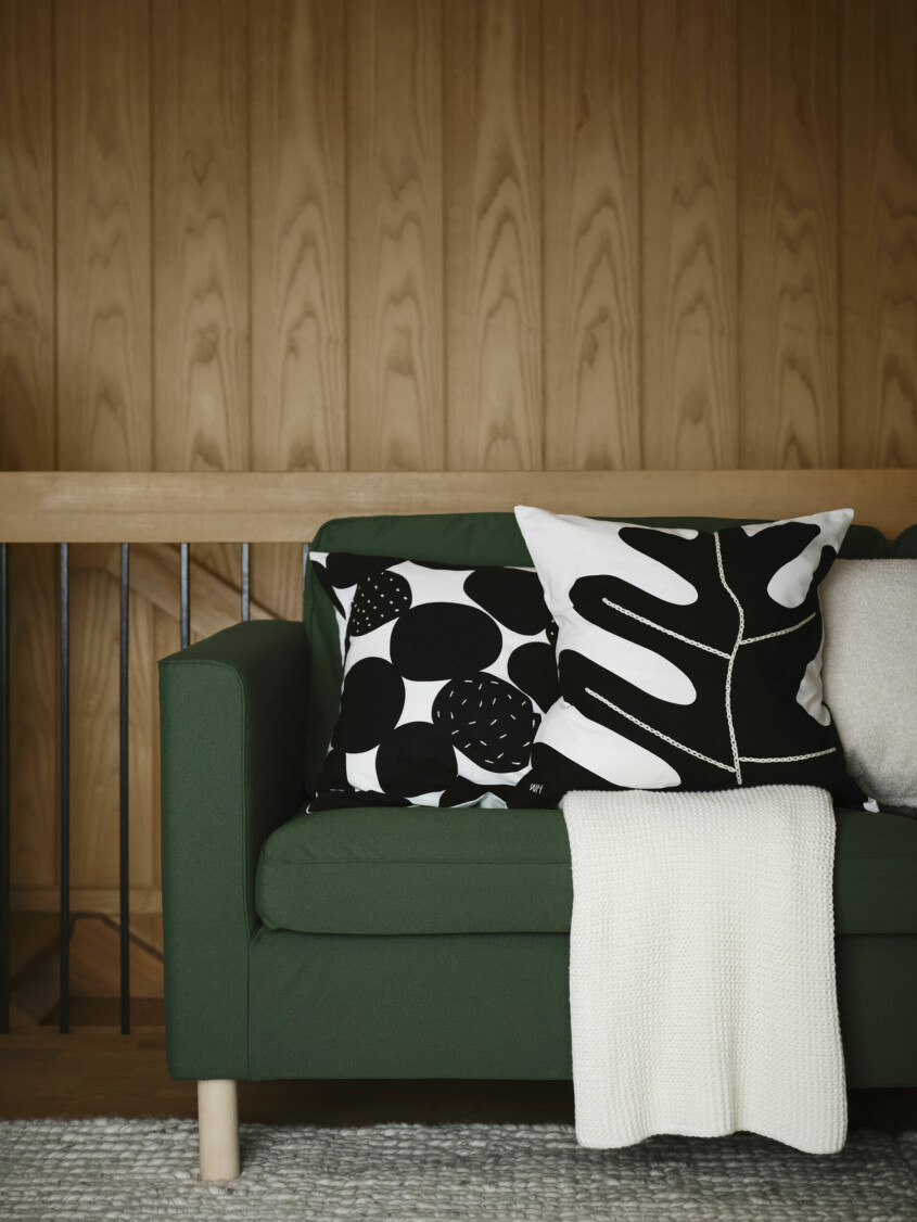 Kuddfodralet <span class=" italic" data-lab-italic_desktop="italic">Sandsenap</span>, även den med inspiration hämtad från växtriket. Vinter och vårnyheter hos Ikea 2023, kuddfodral Sandsenap
