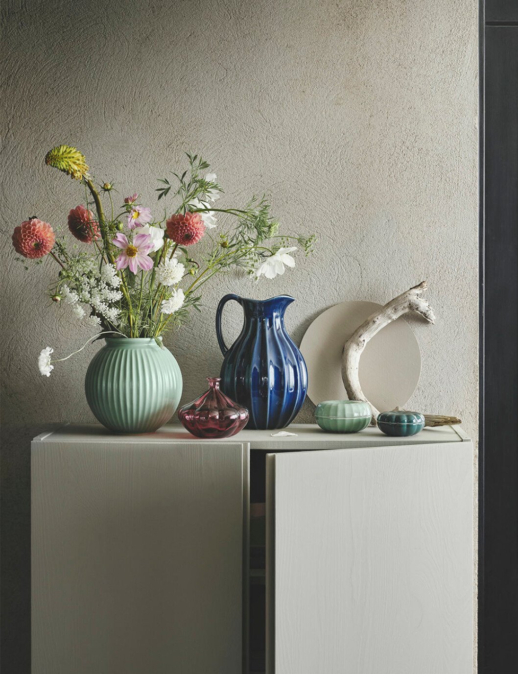 Keramik och vaser i fina färger från Ikea 