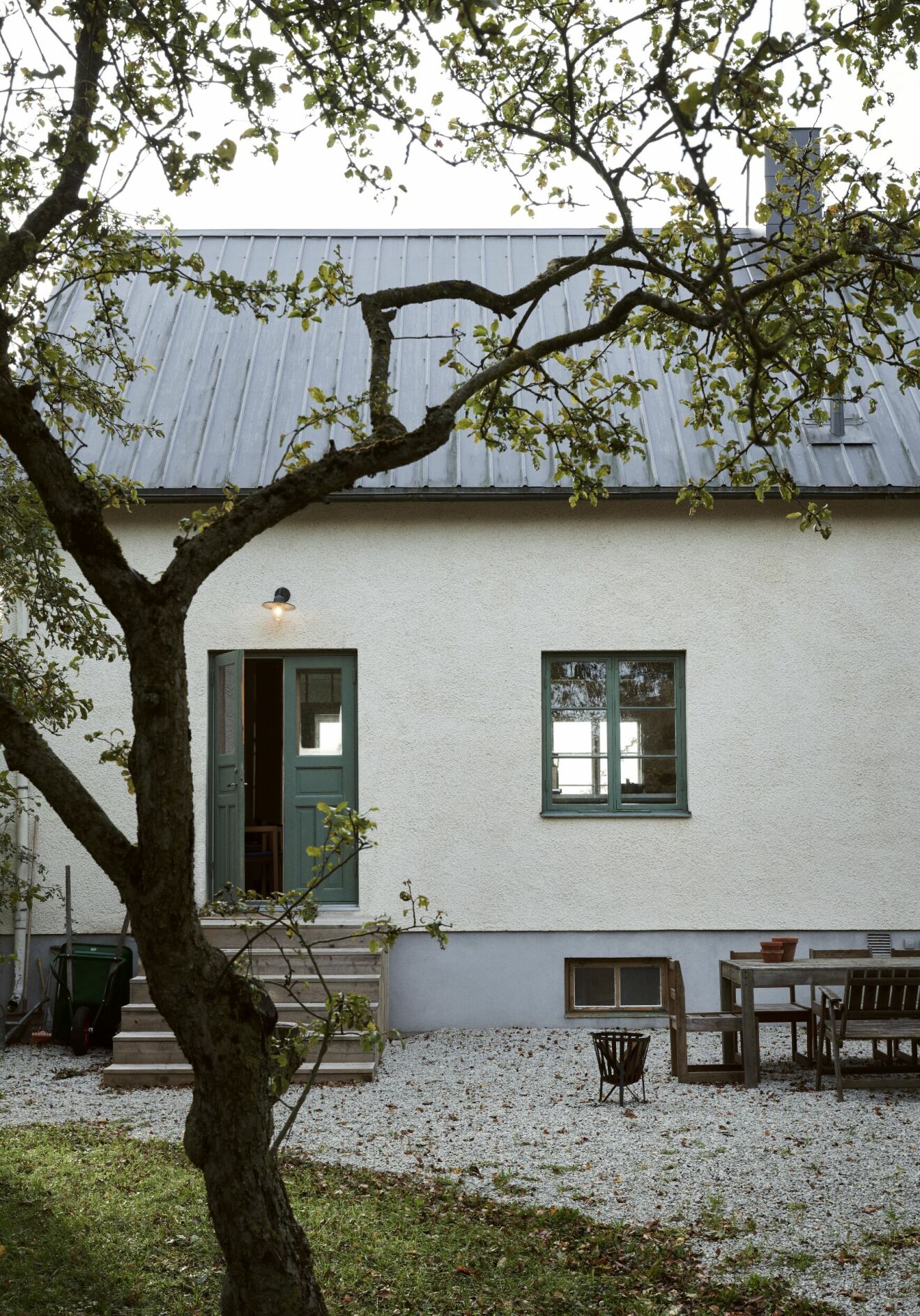 »Stora hemma«. Med källar­våningen med verkstad är huset utanför Visby 270 kvadrat.
