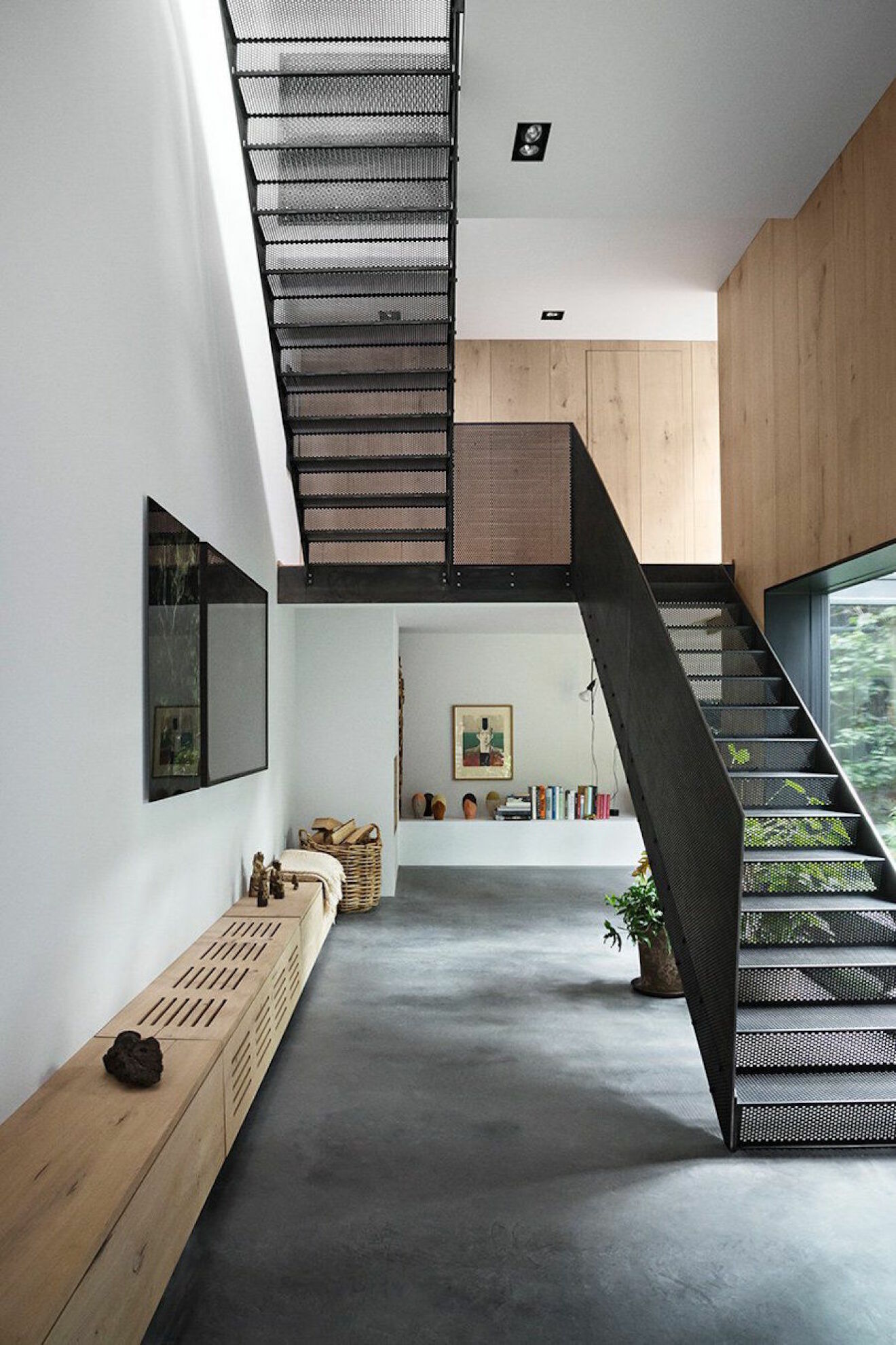 Peter Krasilnikoffs hem är ritat av Studio David Thulstrup i tre våningar. 