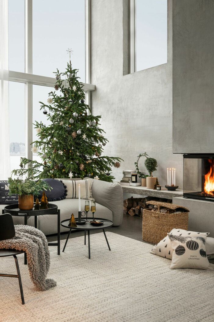 Julen hos H&M Home går, likt deras höstkollektion, i en neutral färgpalett. Julen på H&M Home 2021, se nyheterna här