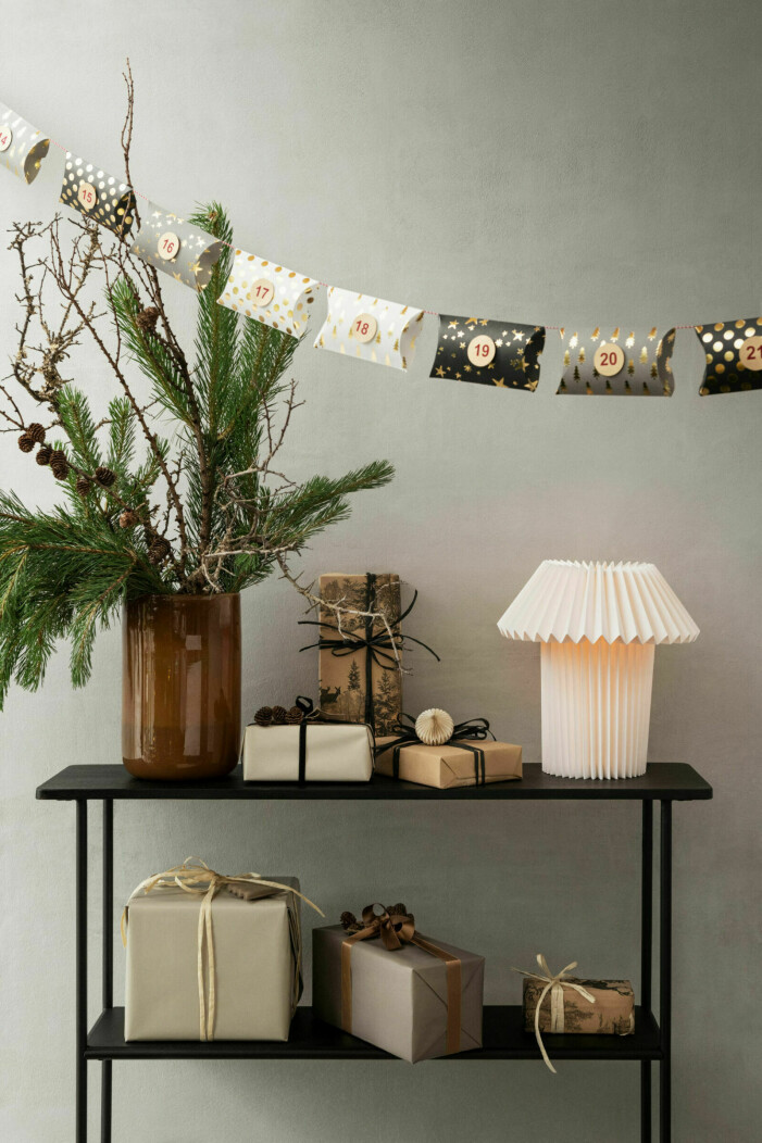 Neutrala toner genomsyrar H&M Homes färgpalett i både jul och vinter. Foto: H&M Home. Jultrender 2021, neutrala färger