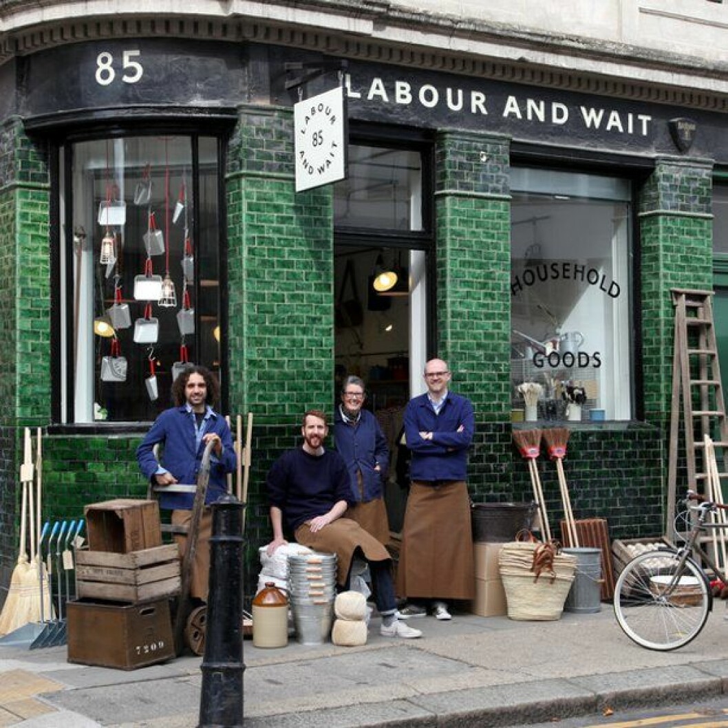 labourandwait01