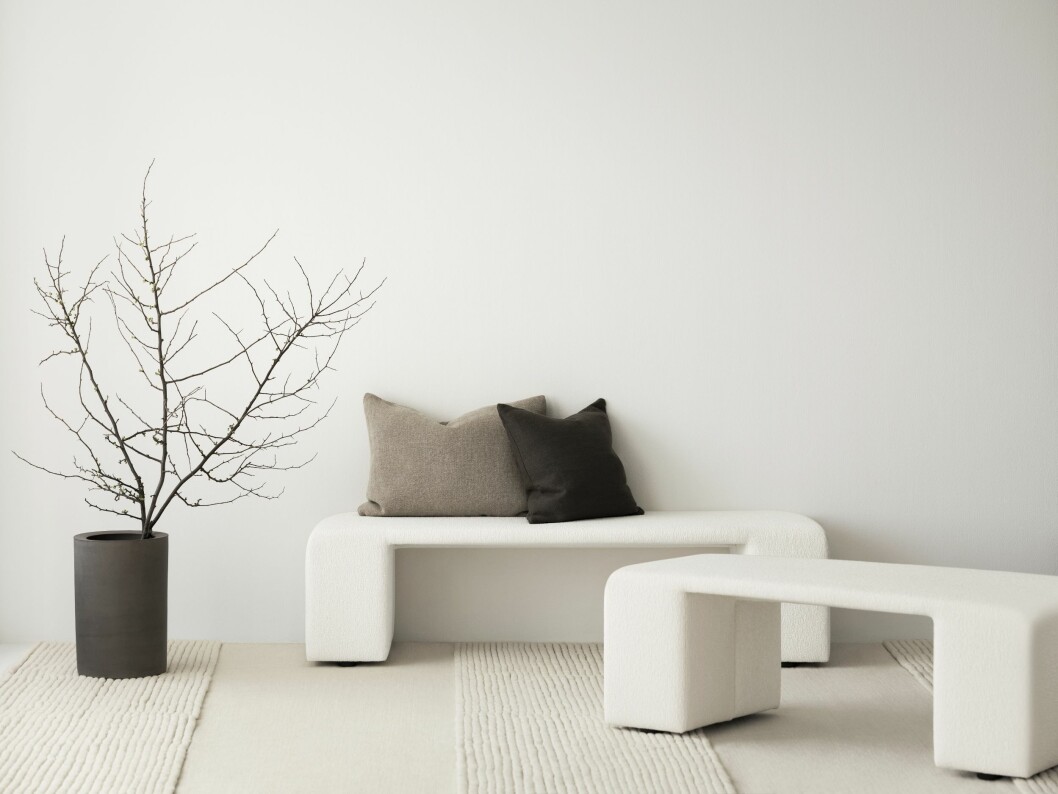 Lotta Agaton bänk i lyxig bouclè. Lotta Agaton bänk i bouclè.