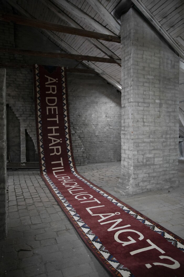 Balcony rug av Aida Cheregosha, 120x1200 cm, 150 000 kronor. matta aida cheregosha