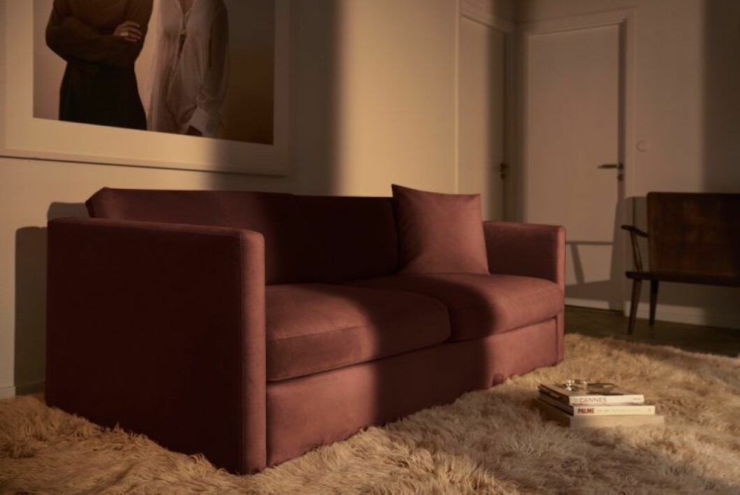 Palmdale sofa, burnt rose.