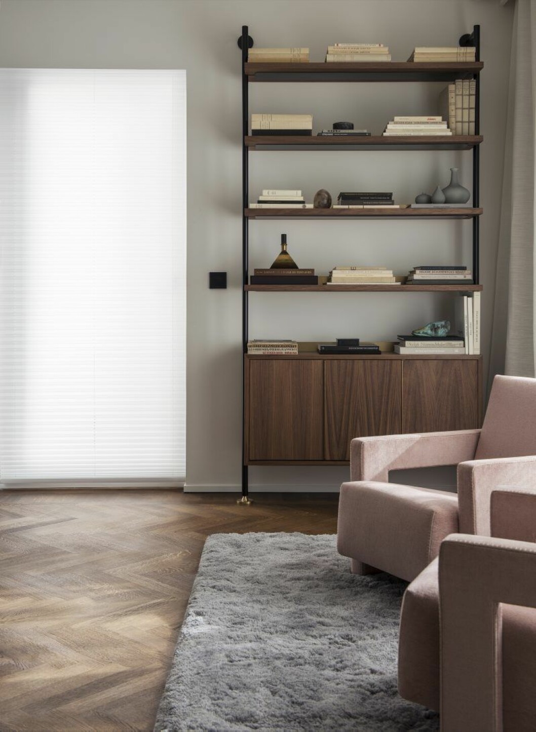 Bokhyllan är exklusivt framtagen av Liljencrantz design i samarbete med Halleröd design.