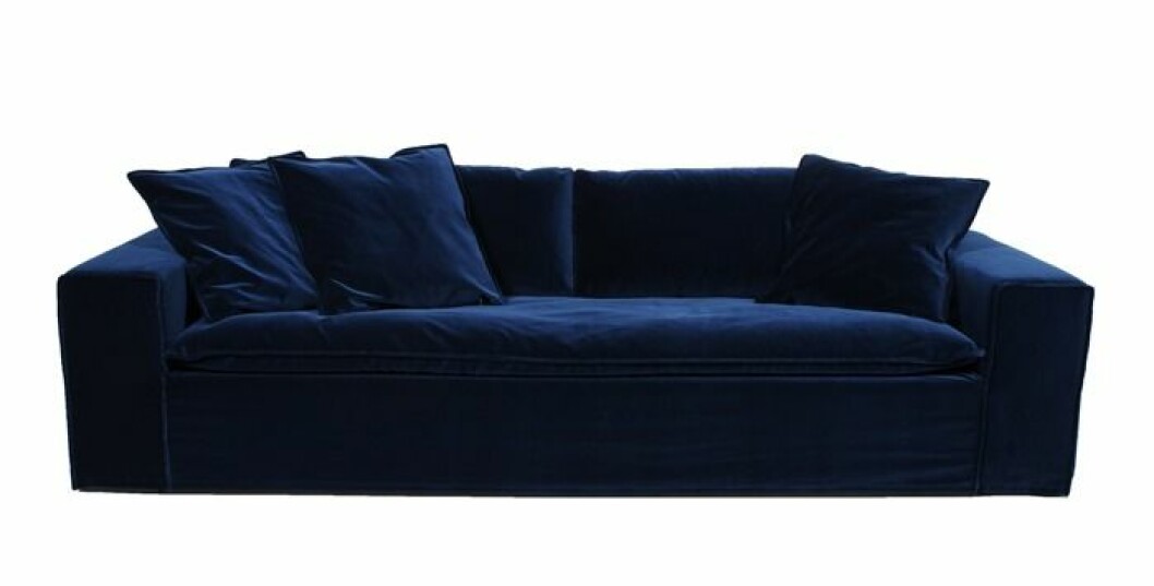 Soffan Luca velvet deepblue från tidigare kollektion, 19 900:-