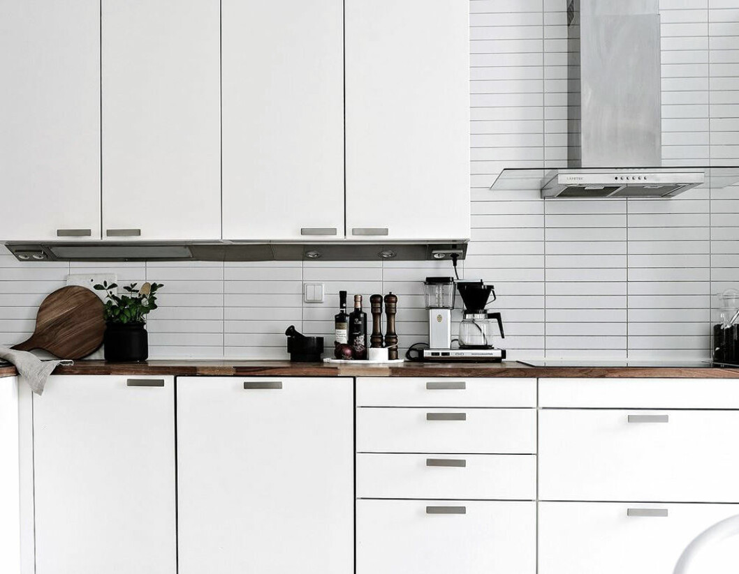 Foto: <a href="https://www.instagram.com/fotografalencordic/" target="_blank" rel="noopener">Alen Cordic</a> Styling: <a href="https://www.instagram.com/by_boninterior/" target="_blank" rel="noopener">By Bon</a> för <a href="https://www.instagram.com/bjurfors_goteborg/" target="_blank" rel="noopener">Bjurfors</a>/mäklare: Charlotta Lenhammar