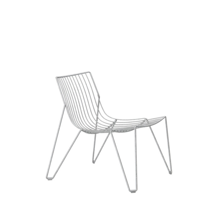 Bekväma och stilrena <span class=" italic" data-lab-italic_desktop="italic">Tio Easy Chair</span> kommer i flera olika kulörer. Stol Tio Easy Chair från Massproductions