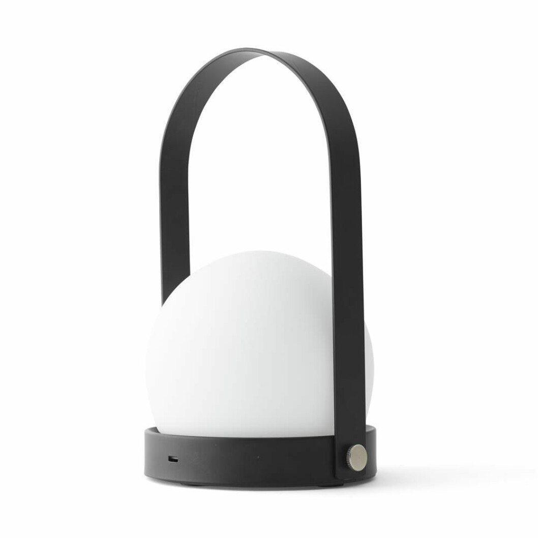 Designlampa från Menu på rea